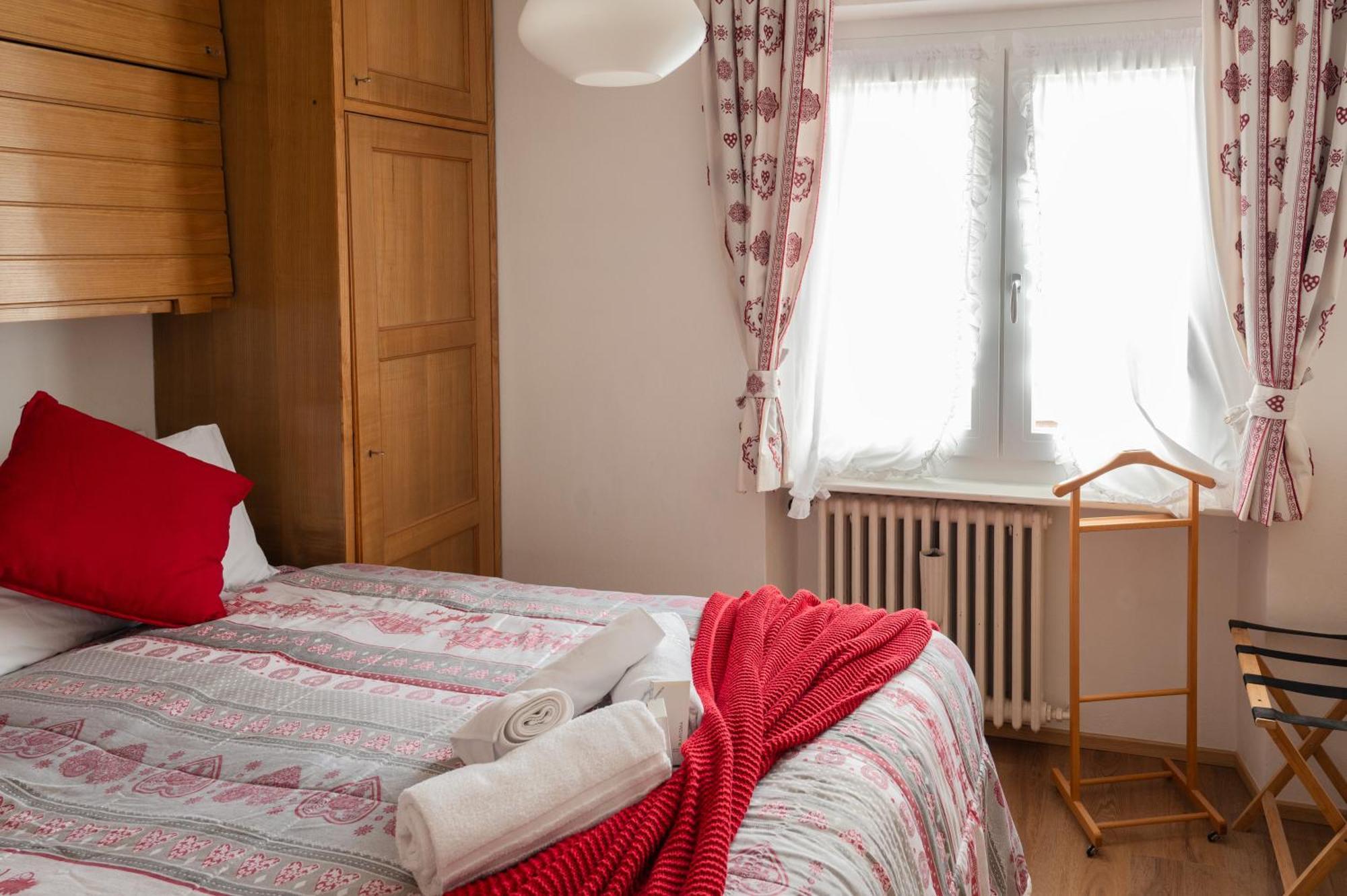 Апартаменти Cortina-House Кортіна-д'Ампеццо Екстер'єр фото